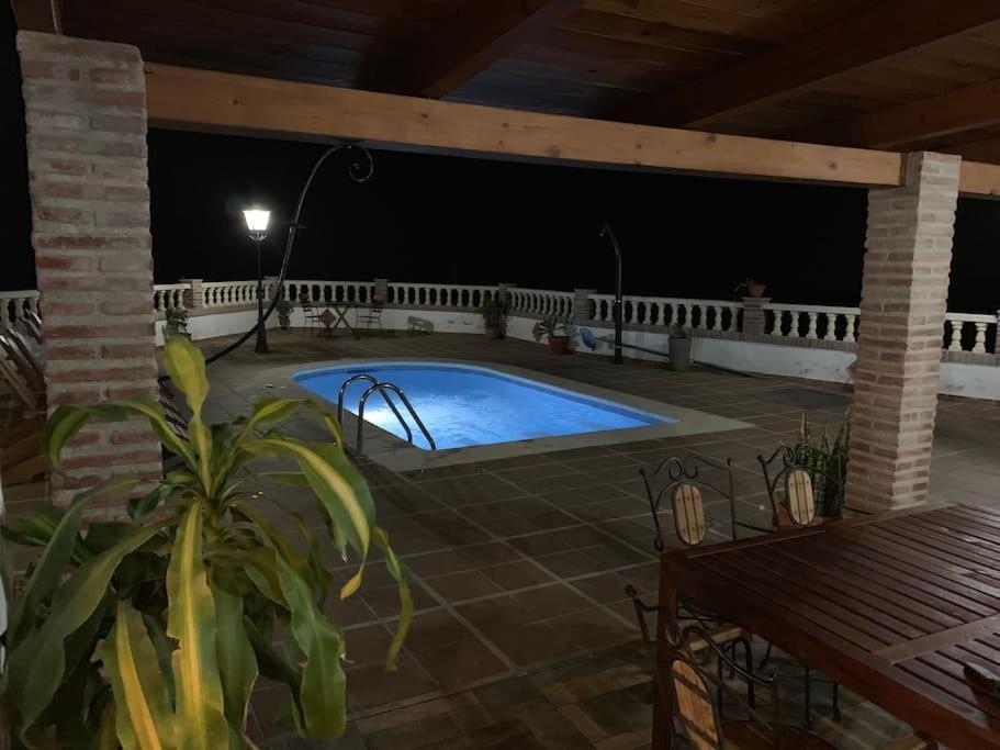 Villa Calabasas Альмуньекар Экстерьер фото